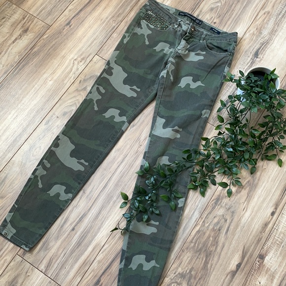 Zara Camouflage with golden beads skinny pants - Picture 5 of 5